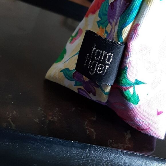 Tara Tiger handbag - Picture 2 of 8